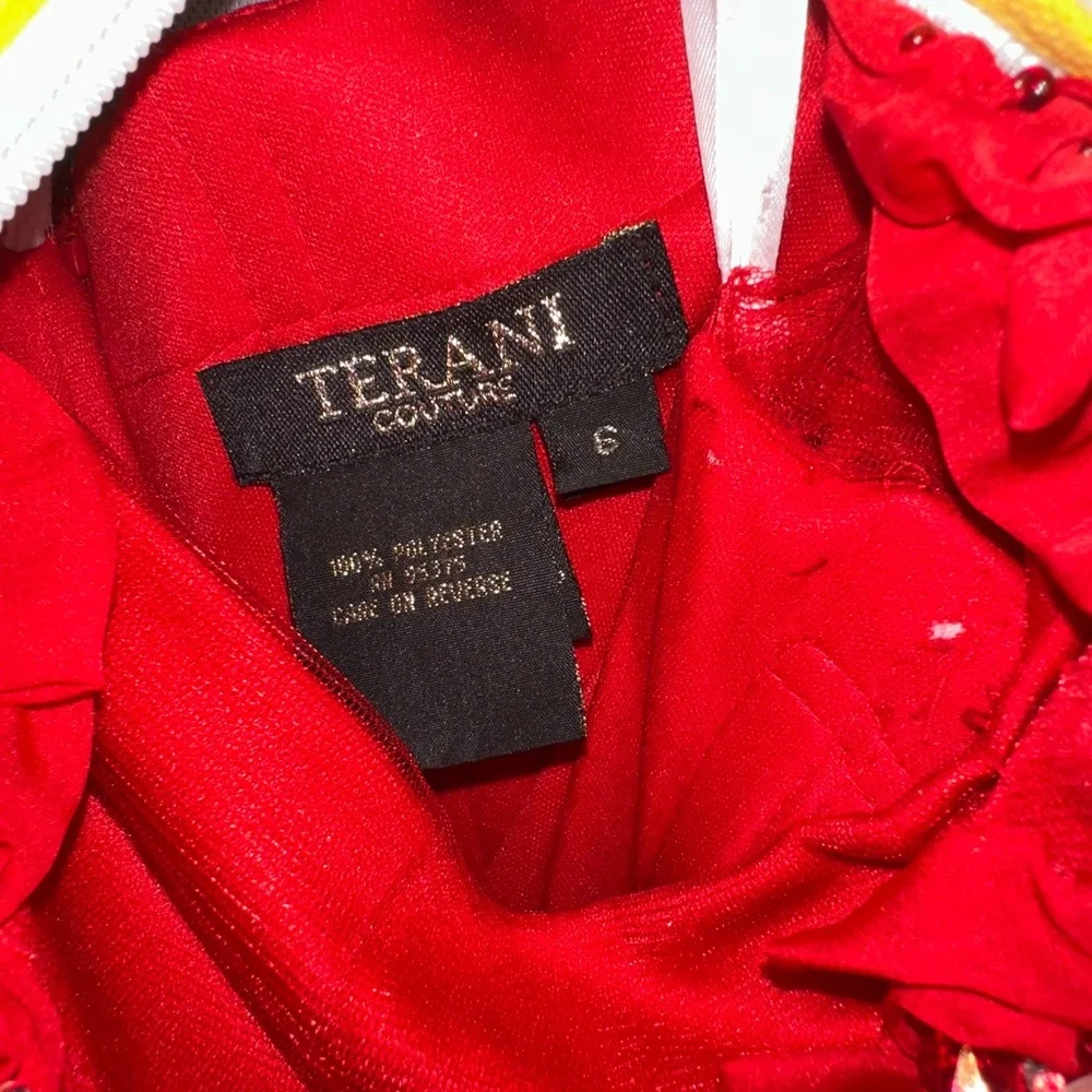 Elegant Red Off-Shoulder Dress (Terani Couture) - Picture 8 of 8